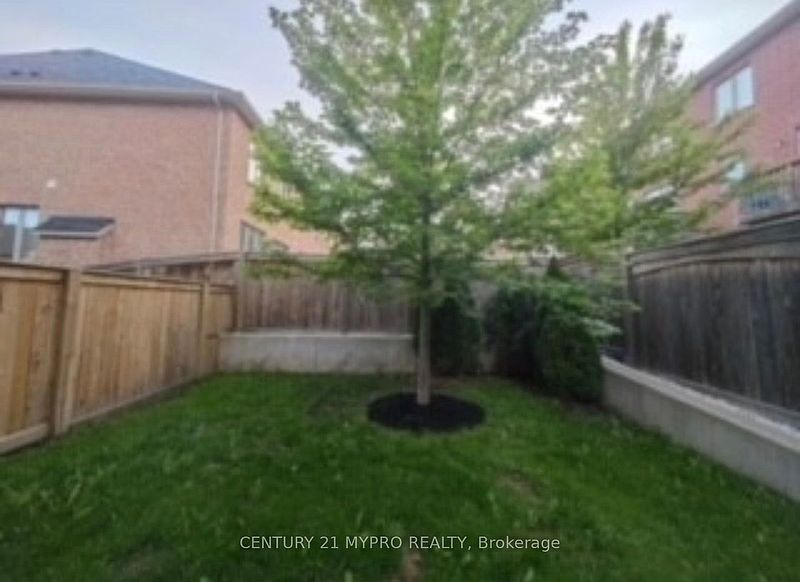 Richmond Hill Townhouse for rent - 4 Bedrooms — photo 3