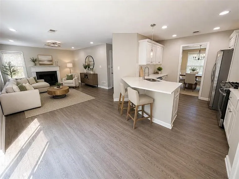 1105 Trumpet Vine Ct SE — Photo 12