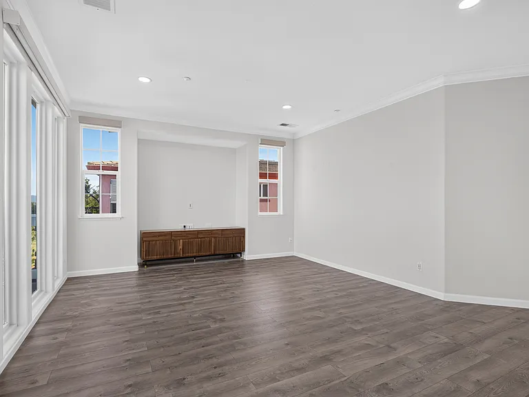 208 Goodwin Dr — Photo 20