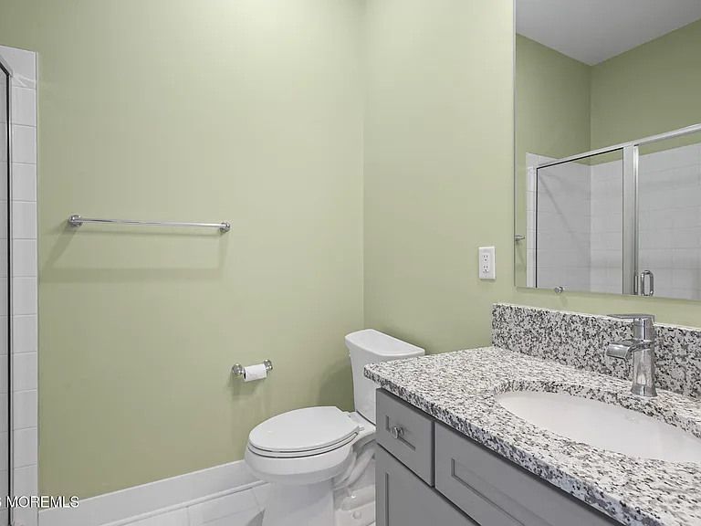300 Asbury Ave #14 — Photo 22