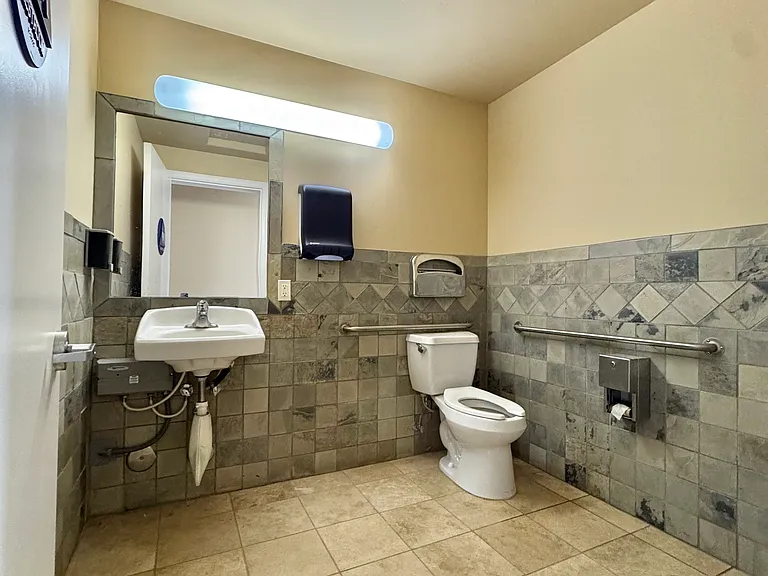 178 S 4th St #101 — Photo 5