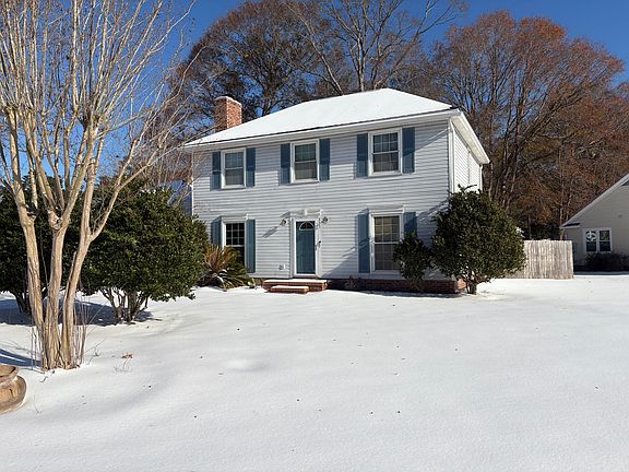 2nd image of 111 Hamlet Rd