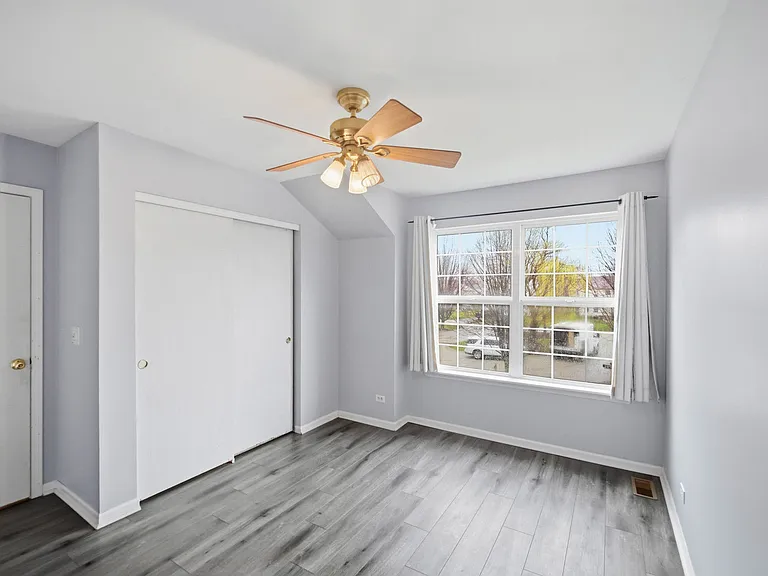 512 Normandy Ln — Photo 22