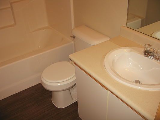 5th image of 1520 Cooley St APT 14