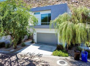1135 Iris Ln, Palm Springs, CA 92264