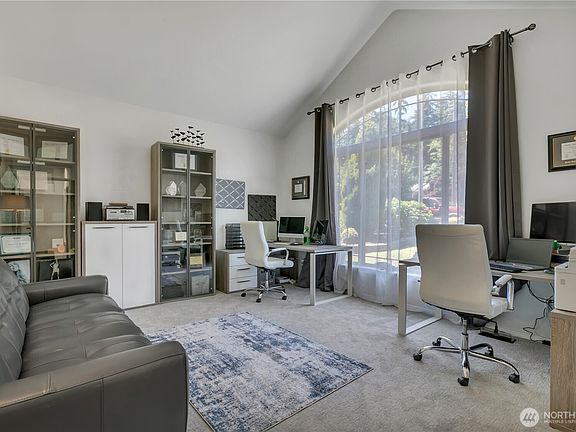 5th image of 35826 9th Avenue SW