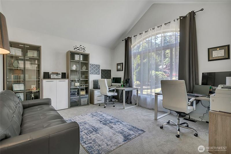 5th image of 35826 9th Avenue SW