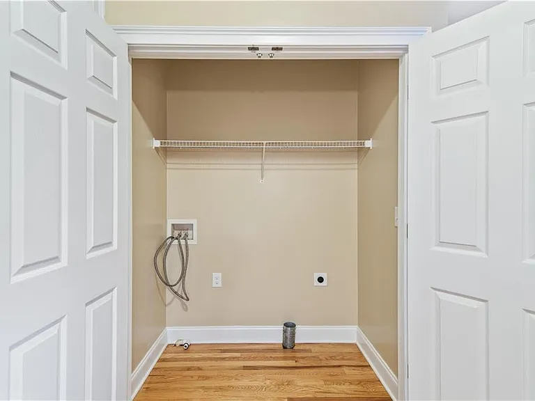 1199 Foster Pl NW — Photo 15