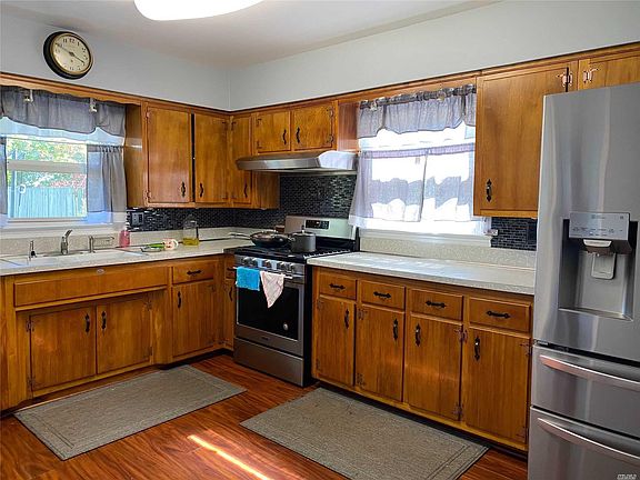 2nd image of 12 Chestnut St #1F