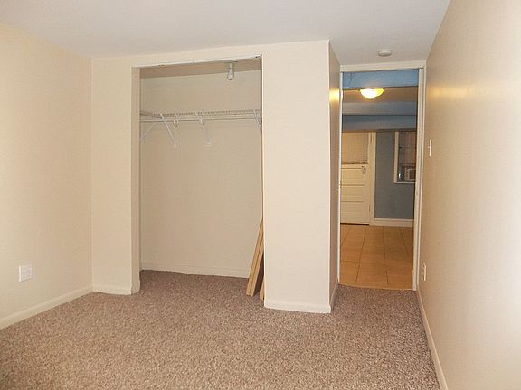 3rd image of 700 N Austin Blvd #G