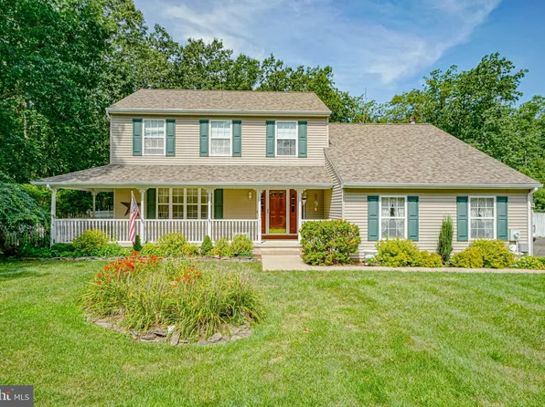 3124 N Pinewood Dr, Hammonton, NJ 08037