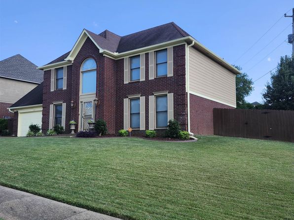 8893 Lindstrom Dr, Cordova, TN 38016