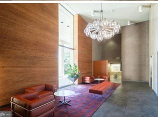 210 Locust St #8EW, Philadelphia, PA