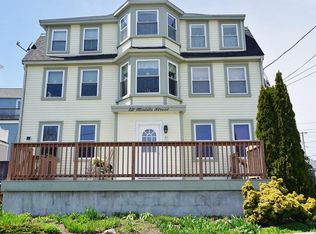 12 Middle St APT 6, Gloucester, MA 01930