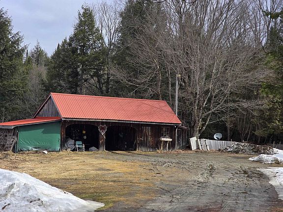 5th image of 547 Center Hill Road