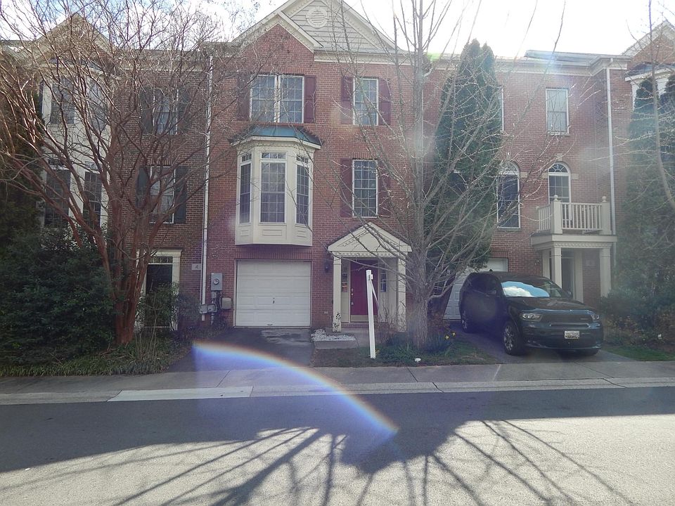 1st image of 6 Waddington Ln