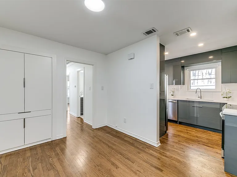 5119 Maple Springs Blvd — Photo 5