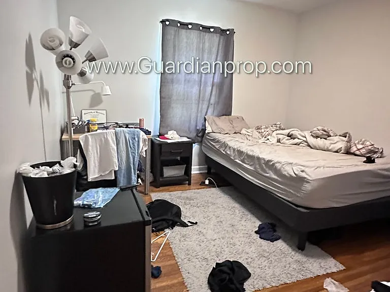 2919 Zarthan Ave S — Photo 9