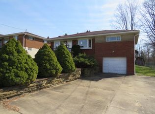 305 Donna Dr, Elizabeth, PA