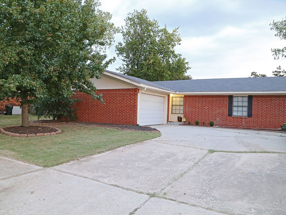 1st image of 705 Vicksburg Ave