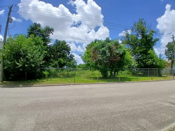 0 Lee St, Houston, TX 77026