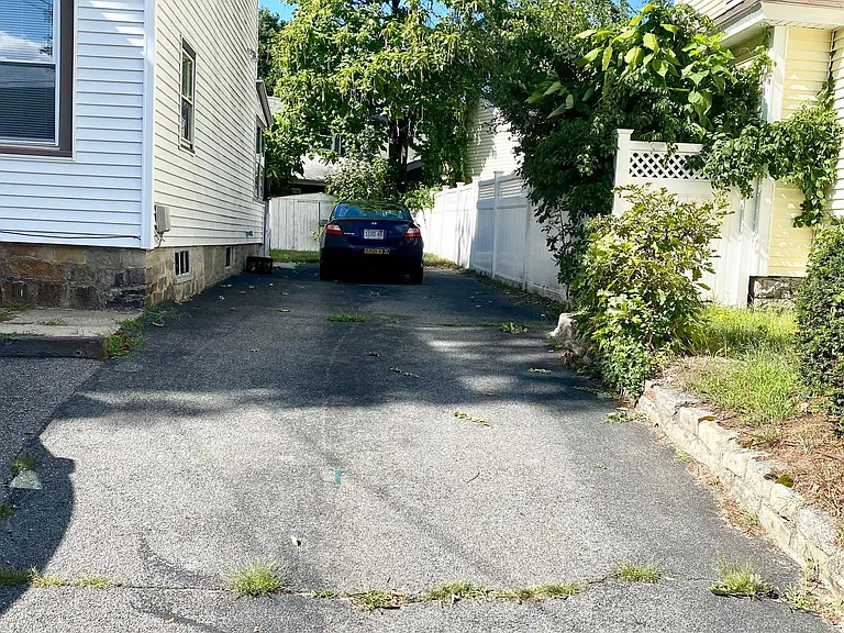 8 Mount Pleasant St — Photo 26