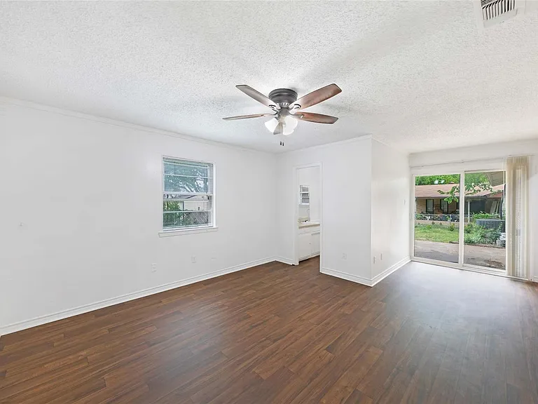 2717 Wesleyan Dr — Photo 14