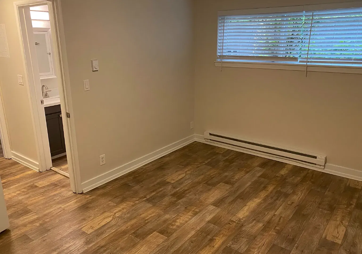 6312 Phinney Apartments — Photo 3