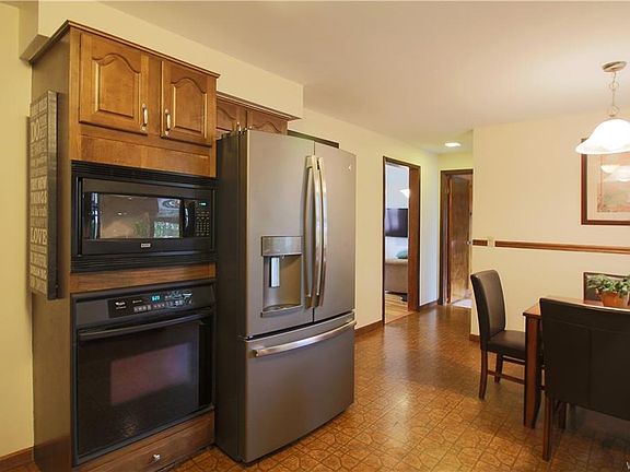 5th image of 2896 Seneca St