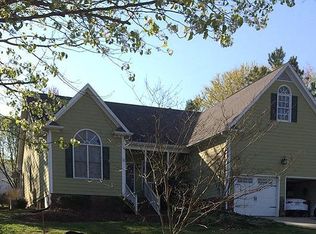 202 Waverly Dr, Clayton, NC 27527