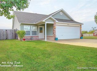 900 SW Krug Rd, Bentonville, AR 72712