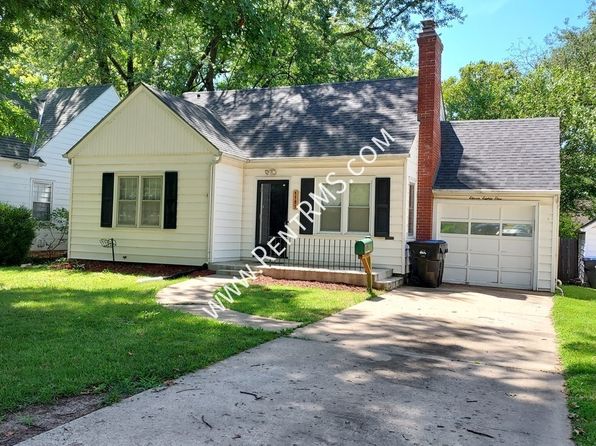 1181 SW Webster Ave