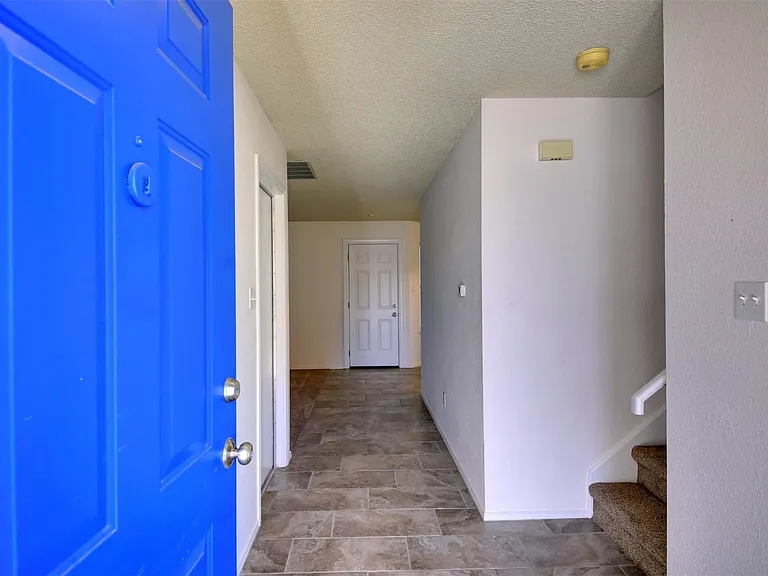 8800 Peppergrass Cv — Photo 5