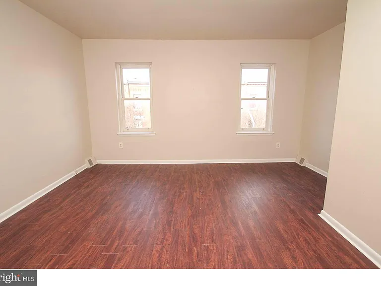 1734 W Diamond St #2 — Photo 12