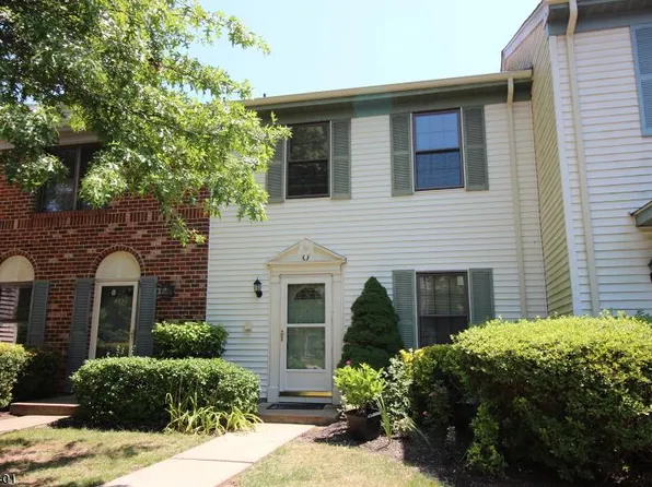 134 Pear Tree Ln #176, Franklin Park, NJ 08823