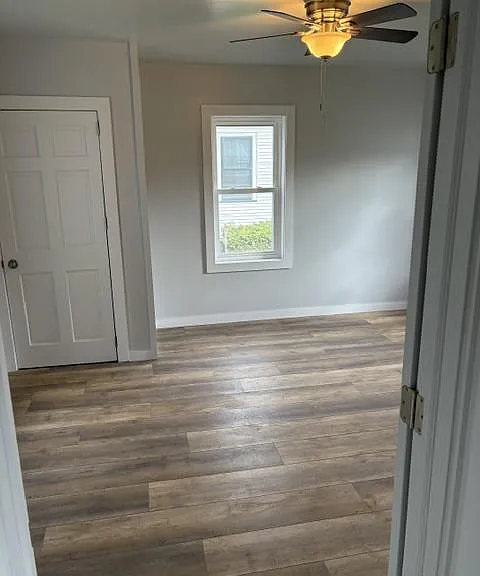74 Grand Ave — Photo 6