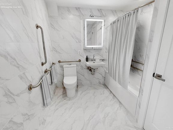 5th image of 874 Willoughby Ave #806