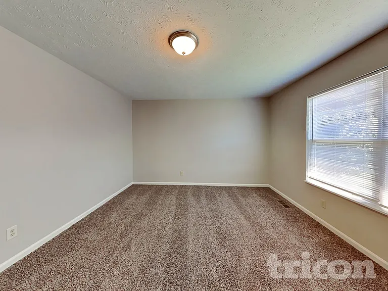 1809 Woodstream Ct — Photo 6