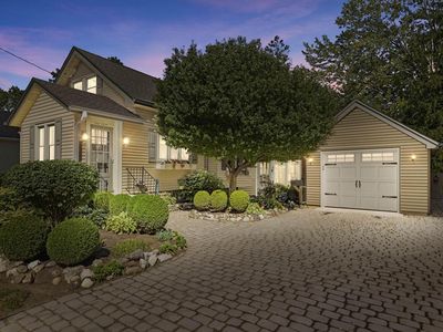 W66N670 Madison Ave, Cedarburg, WI, 53012