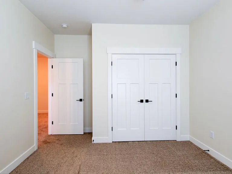 2875 Cody Dr #7 — Photo 24