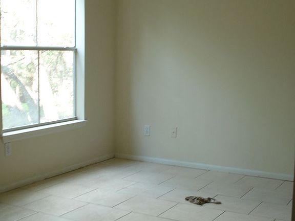 5th image of 486 N Pin Oak Pl APT 208