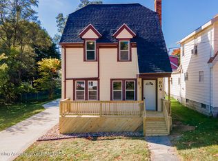 904 Nipp Ave, Lansing, MI 48915