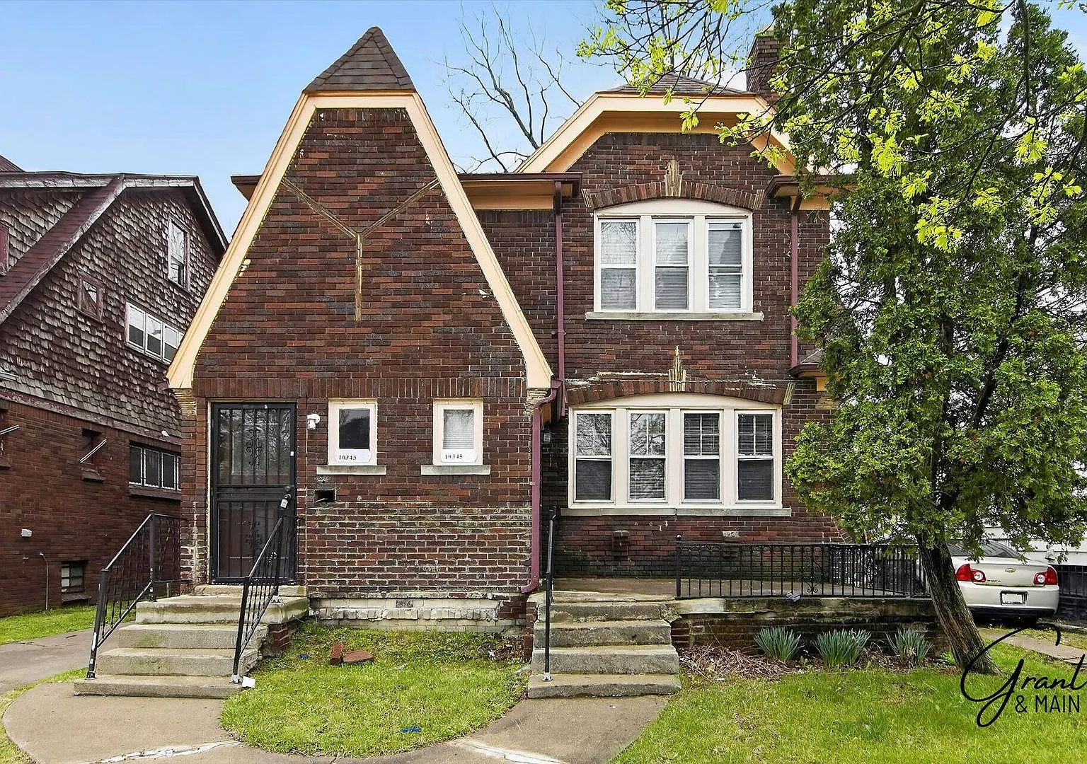 10343 - 10345 Crocuslawn St - Pura Vida Properties — Photo 1