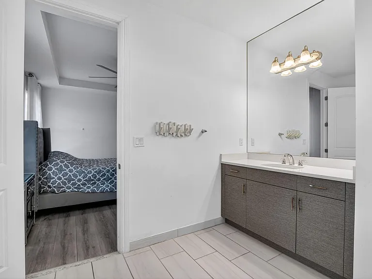 10106 Akenside Dr — Photo 22