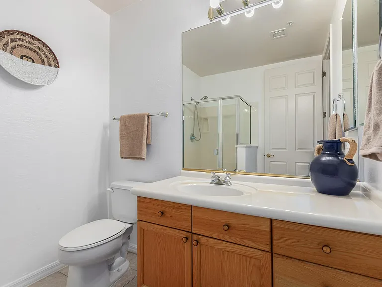 3800 S Cantabria Cir — Photo 25