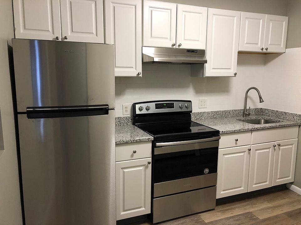 1st image of 252 Spring St #21
