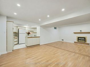 1105 Petunia Pl #BASEMENT, Pickering, ON L1V4N5