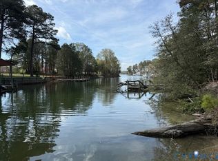 193 Deep Water Ln, Reedville, VA 22539