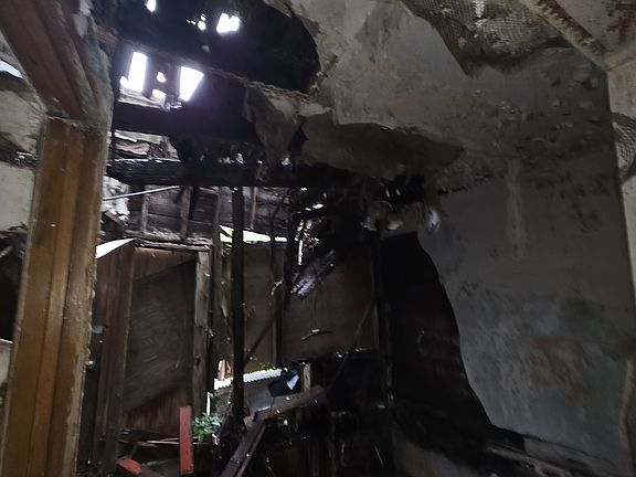 4th image of 10740 S Langley Ave