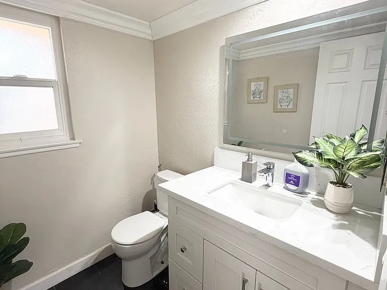 22125 Birds Eye Dr — Photo 9